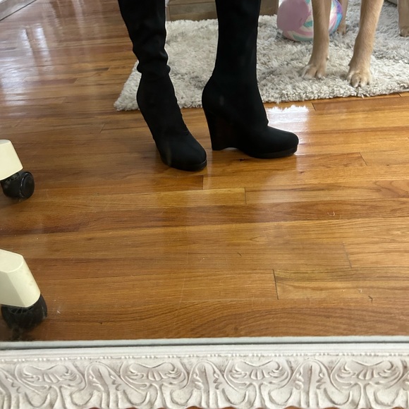 Colin Stuart black knee high stretch boots - Picture 3 of 7